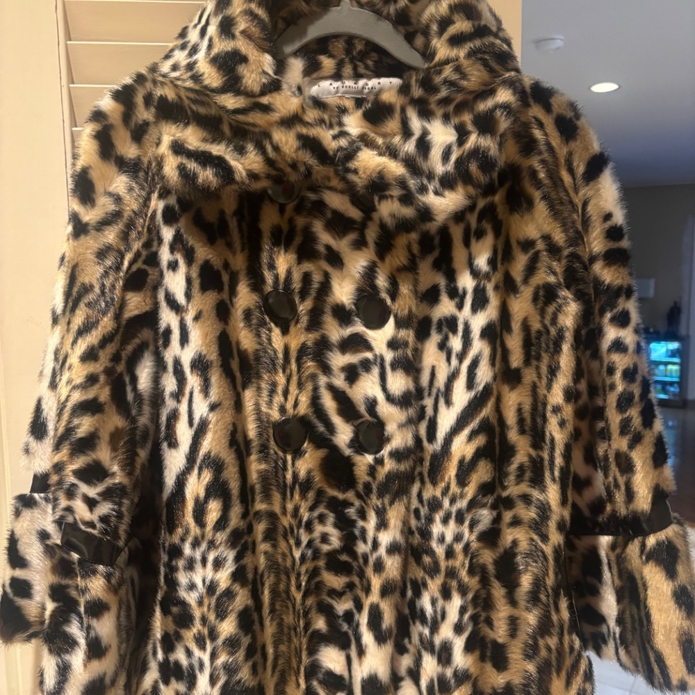 Faux Leopard Jacket with 3/4 sleeve Laundry by Shelli Segal size Small - Picture 2 of 6